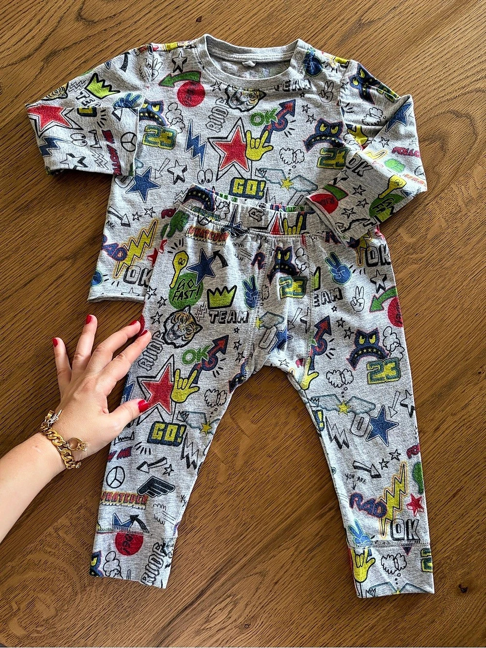 Stella McCartney Baby Toddler 2-Piece Sweatsuit Pajamas PJ Set 18-24 Months